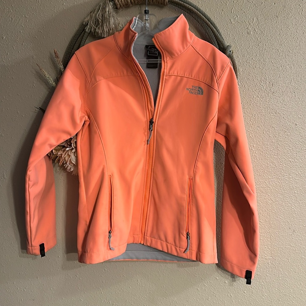 North Face inside shell of a 3in1 jacket size small EUC great